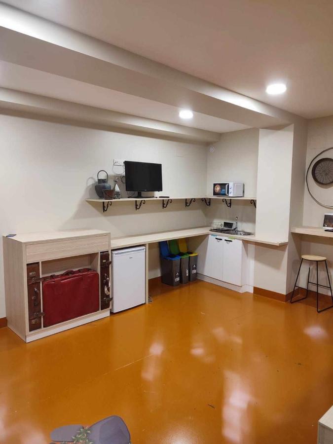 Turoqua Hostel ポンテベドラ エクステリア 写真