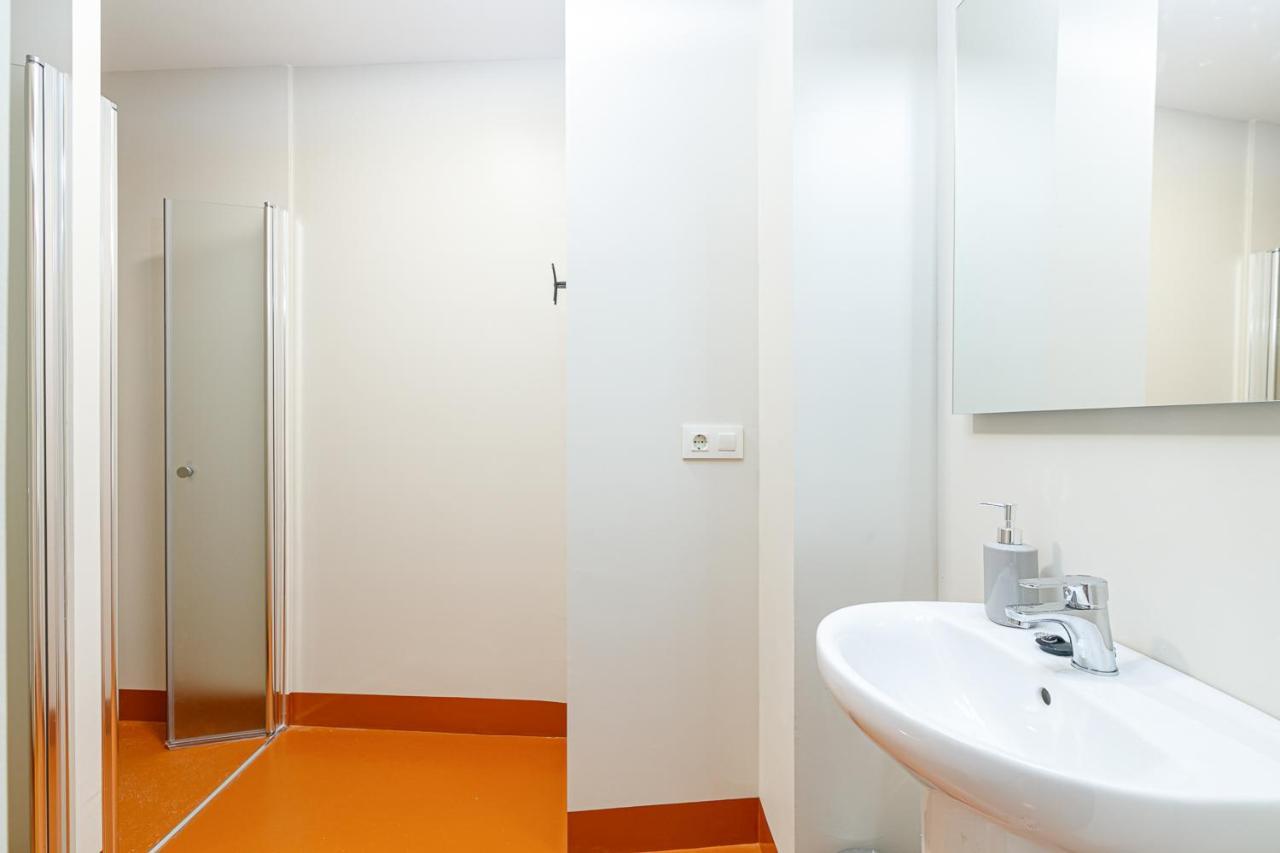 Turoqua Hostel ポンテベドラ エクステリア 写真